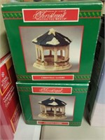 DEPT 56 SNOW GLOBES AND HOUSE OF LLOYD CHRISTMAS