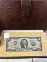 1976 1ST DAY ISSUE $2 BILL CURRENCY NOTE IN FOLIO