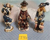 11 - LOT OF 3 COLLECTIBLE FIGURINES (T37)