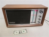 Vintage Panasonic RE-7259 Radio - Powers On