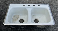 Metal and Porcelain vintage Sink