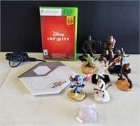 Xbox 360 Disney Infinity Game And Characters