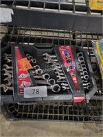 ratcheting combo wrench set
