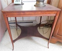 Antique mahogany lamp table, 23.5 square by 24"h