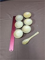 6 miniature wood bowls and spoon