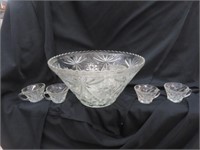 VINTAGE PUNCH BOWL AND (12) CUPS 7"T X 14"W