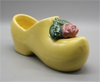 NS: VINTAGE McCOY POTTERY SHOW PLANTER - YELLOW