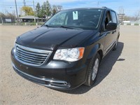 2015 CHRYSLER TOWN & COUNTRY TOURING 190154 KMS