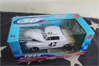 Die Cast Collectible - Racing - 1:24 Scale