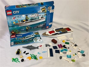 LEGO City Driving Yacht Building Kit Set