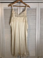 VINTAGE NYLON SLIP DRESS