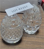 2 CRYSTAL EGG SHAPED PAPER WEIGHTS