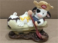 2001 Mary's Moo Moo Dairy Queen Figurine