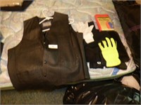 XXL LEATHER VEST & GLOVES