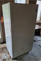 Frigidaire upright freezer. Works. 34"×28"×67.