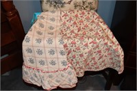 Box lot - round tablecloths and others, aprons
