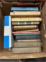 LOT OF VTG BOOKS DUBLINERS ETC