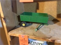 John Deere barge wagon missing front axle