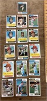 16 1974 Topps baseball cards