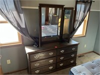 Double Dresser with Wing Mirror