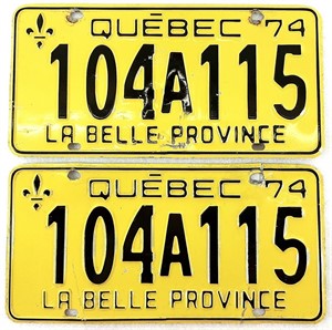 2 plaques d'immatriculation identiques QUÉBEC 1974