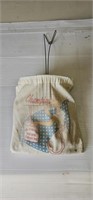 Vintage Champion Stay Open Clothespin Bag