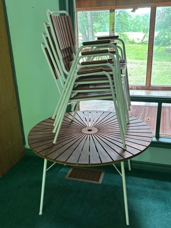 Patio Table with Chairs