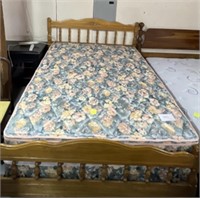 Queen sized bed / box spring and frame
