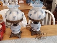 Pair Vtg. Gone With The Wind style lamps