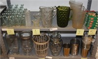 2 Shelf lots: 22 individual vases;