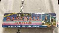 1989 official complete set Topps baseball cards
