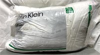 Calvin Klein King Pillows 2 Pack (pre-owned)