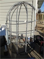 6' Outdoor Metal Plants Stand / Hanger