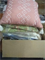 Material, Pillows & Placemats