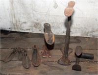 Assorted lot of cobbler's shoe forms & stands,