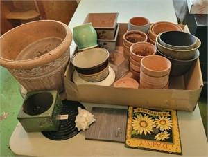Terracotta Pots, Plastic Pots & more