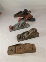 F5) 5 old wood block planes