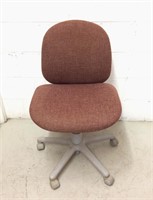 Rolling office chair adjustable height fabric red