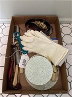 Flat of Button Hooks, Ladies Gloves, Etc.