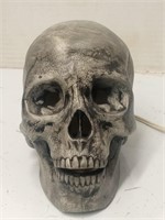 Ceramic skull lamp