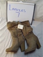 Ladies 7 Tan Claf Boots