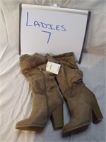 Ladies 7 Tan Calf Boots