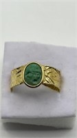 18K Green Cameo Ring Size 7