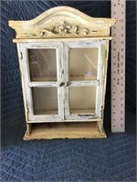 Antique Look Cabinet with Glass Panel Doors
