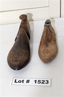 RUSTIC EARLY 1900'S VINTAGE SHOE FORMS RESERVE $17
