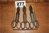 LOT OF TIN SHEARS