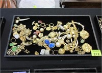 TRAY OF GOLD TONED JEWELRY