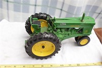Ertl John Deere Model 10 Toy Tractor