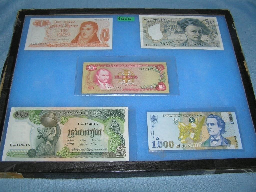 Collection of world currency