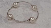 Stretchy artificial pearl bracelet 2.5 diameter